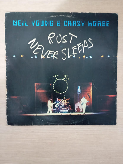 Lp Vinil Neil Young Rust Never Sleeps Com Encarte