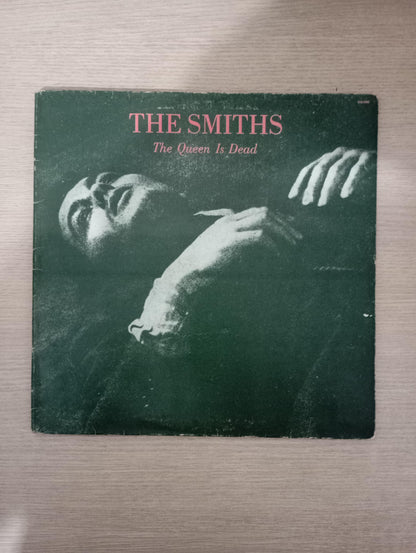 Lp Vinil The Smiths The Queen Is Dead Com Encarte, Leia