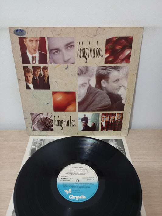 Lp Vinil Living In A Box 1987 Com Encarte