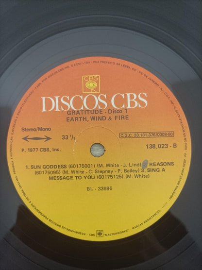 Disco Vinil Gratitude Earth, Wind & Fire Duplo Com Encarte A