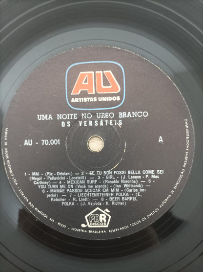 Lp Vinil Os Versáteis Uma Noite No Urso Branco