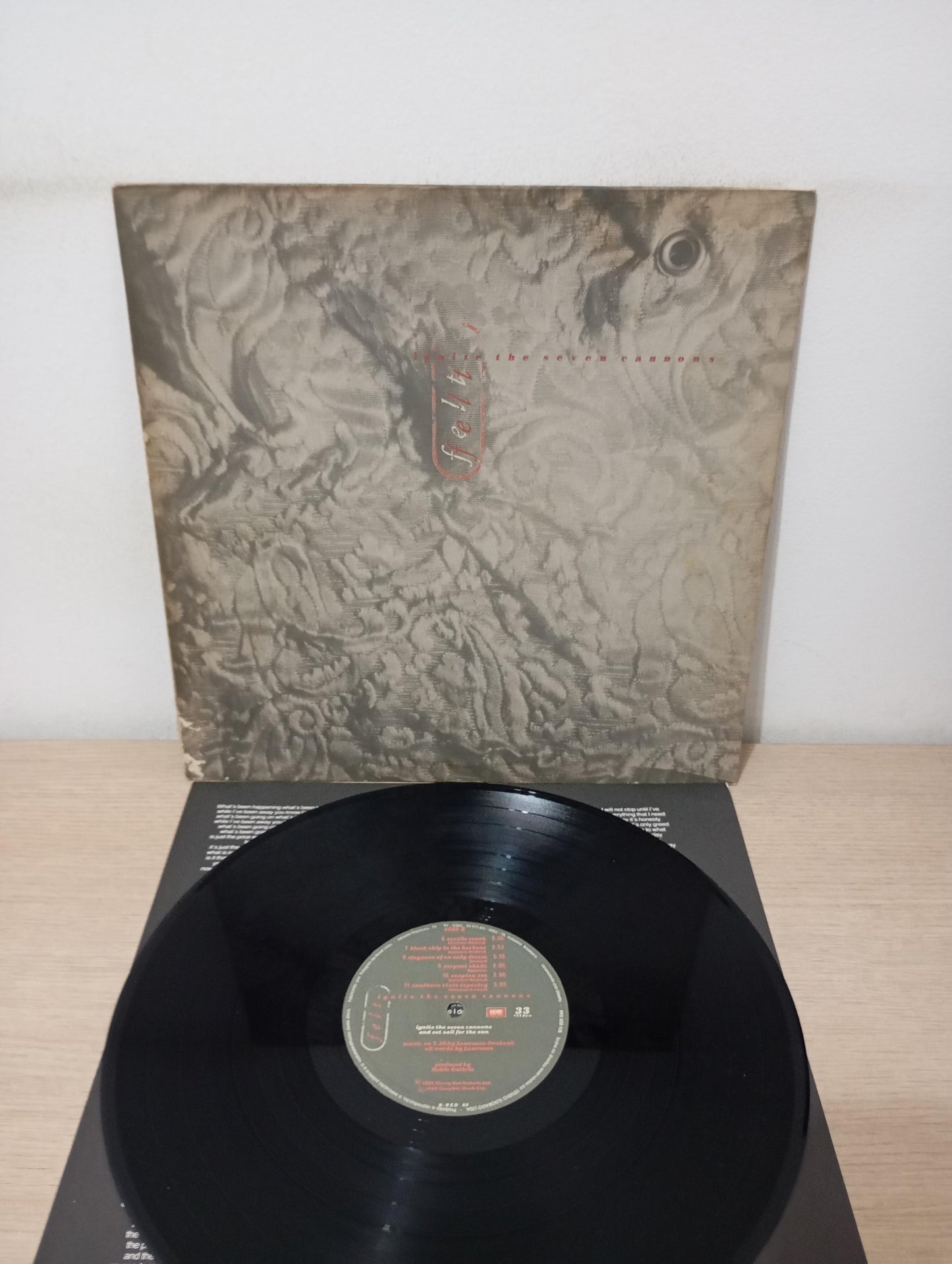 Lp Vinil Felt Ignite The Seven Cannons And Set Com Encarte
