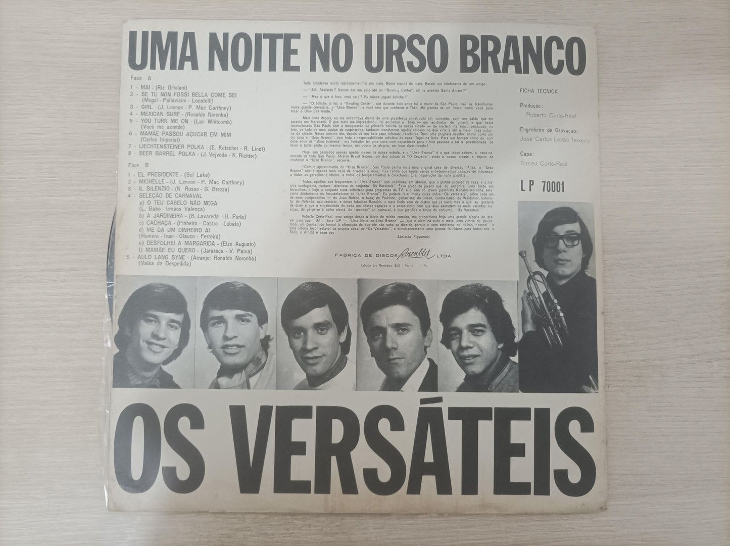 Lp Vinil Os Versáteis Uma Noite No Urso Branco