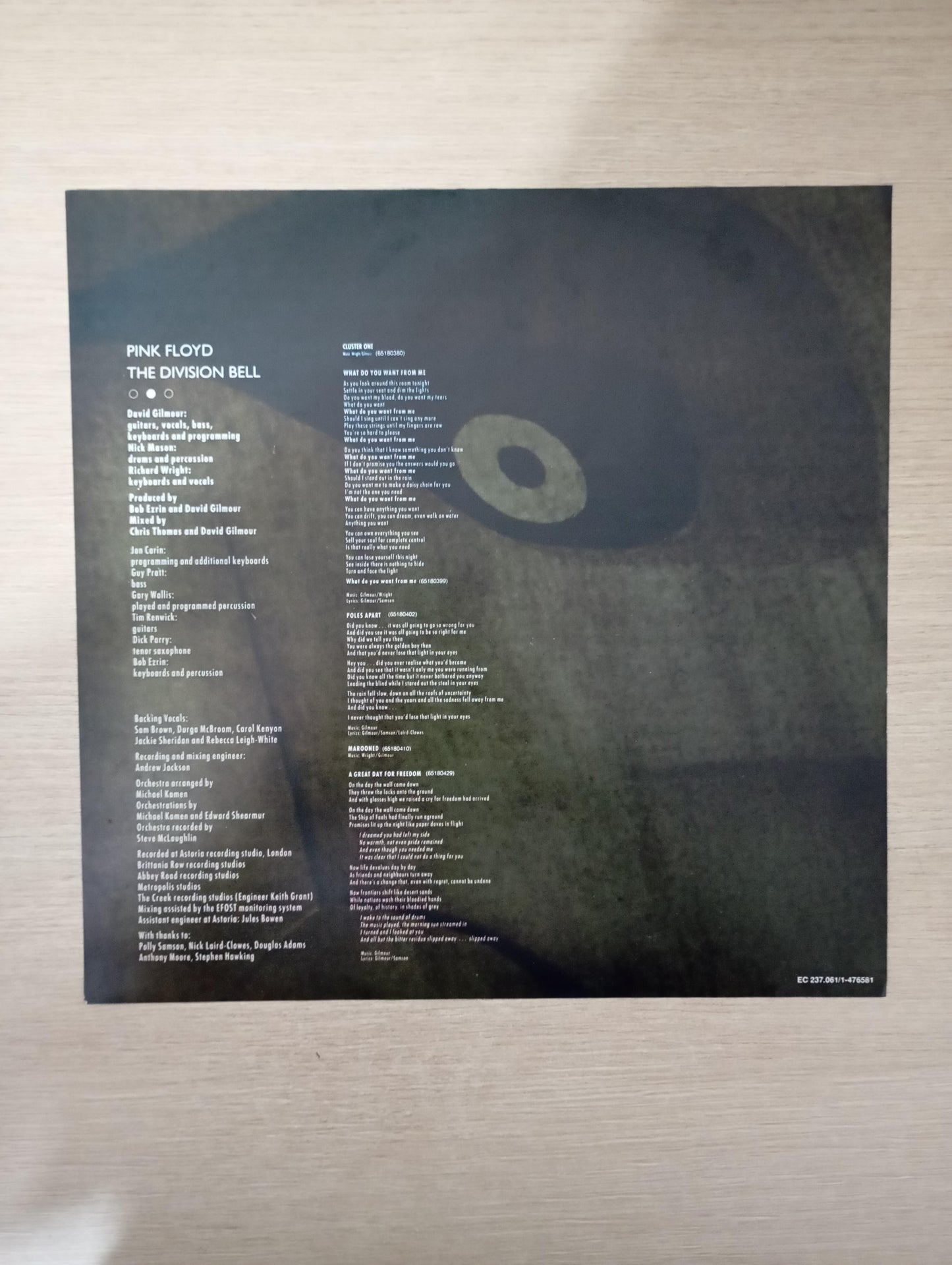 Lp Vinil Pink Floyd The Division Bell Capa Dupla Com Encarte