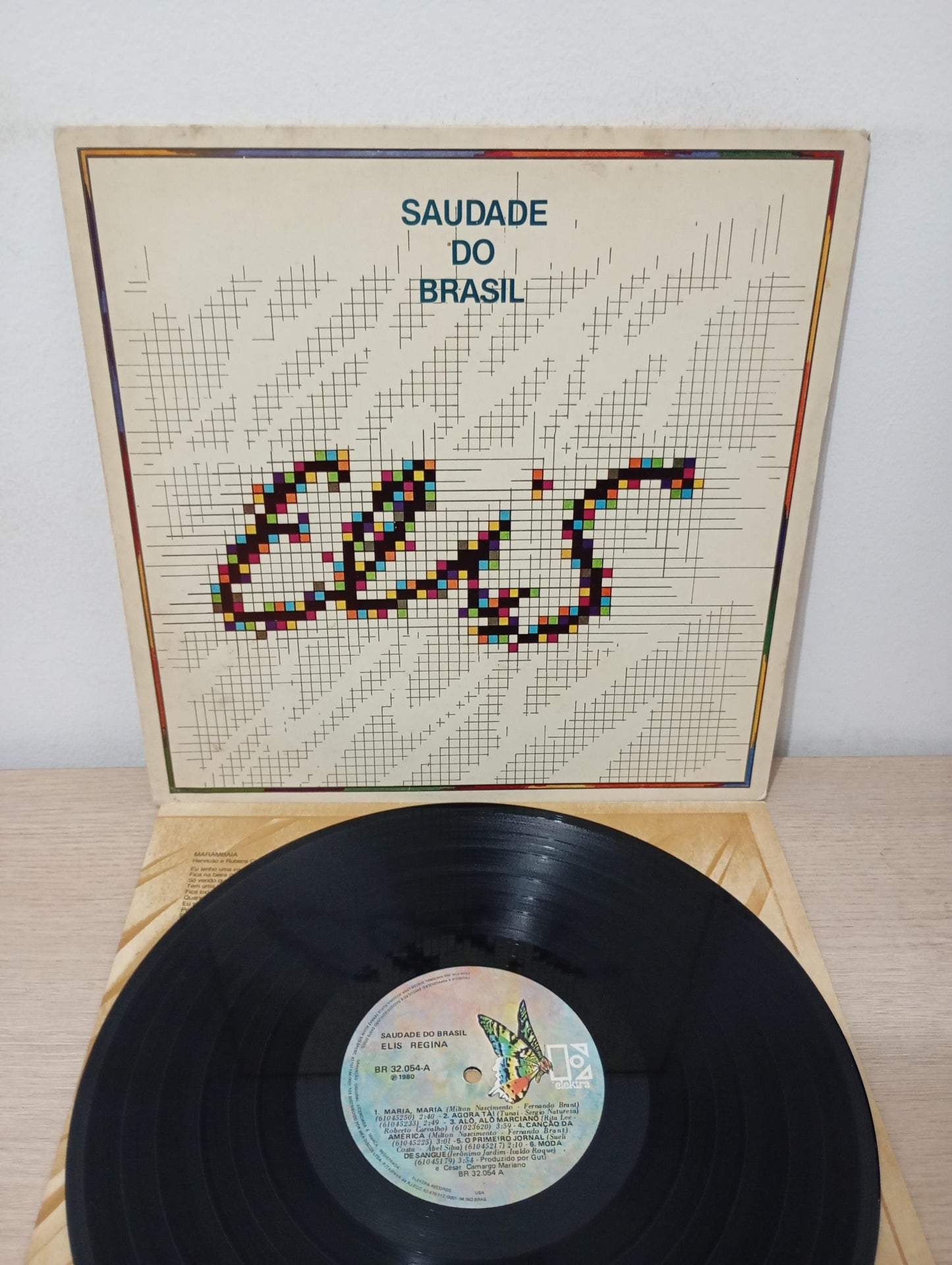 Lp Vinil Elis Regina Saudade Do Brasil Com Encarte