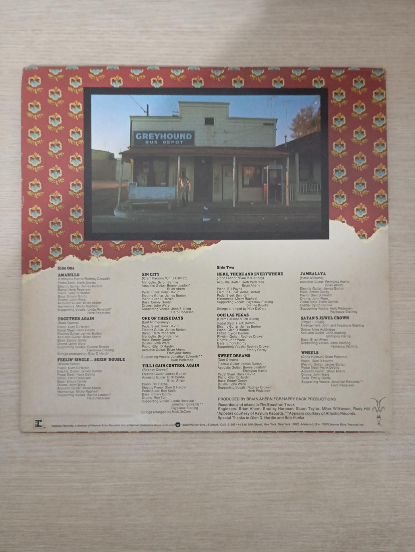 Lp Vinil Emmylou Harris Elite Hotel Com Encarte Importado