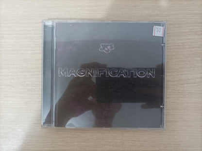 CD Yes Magnification