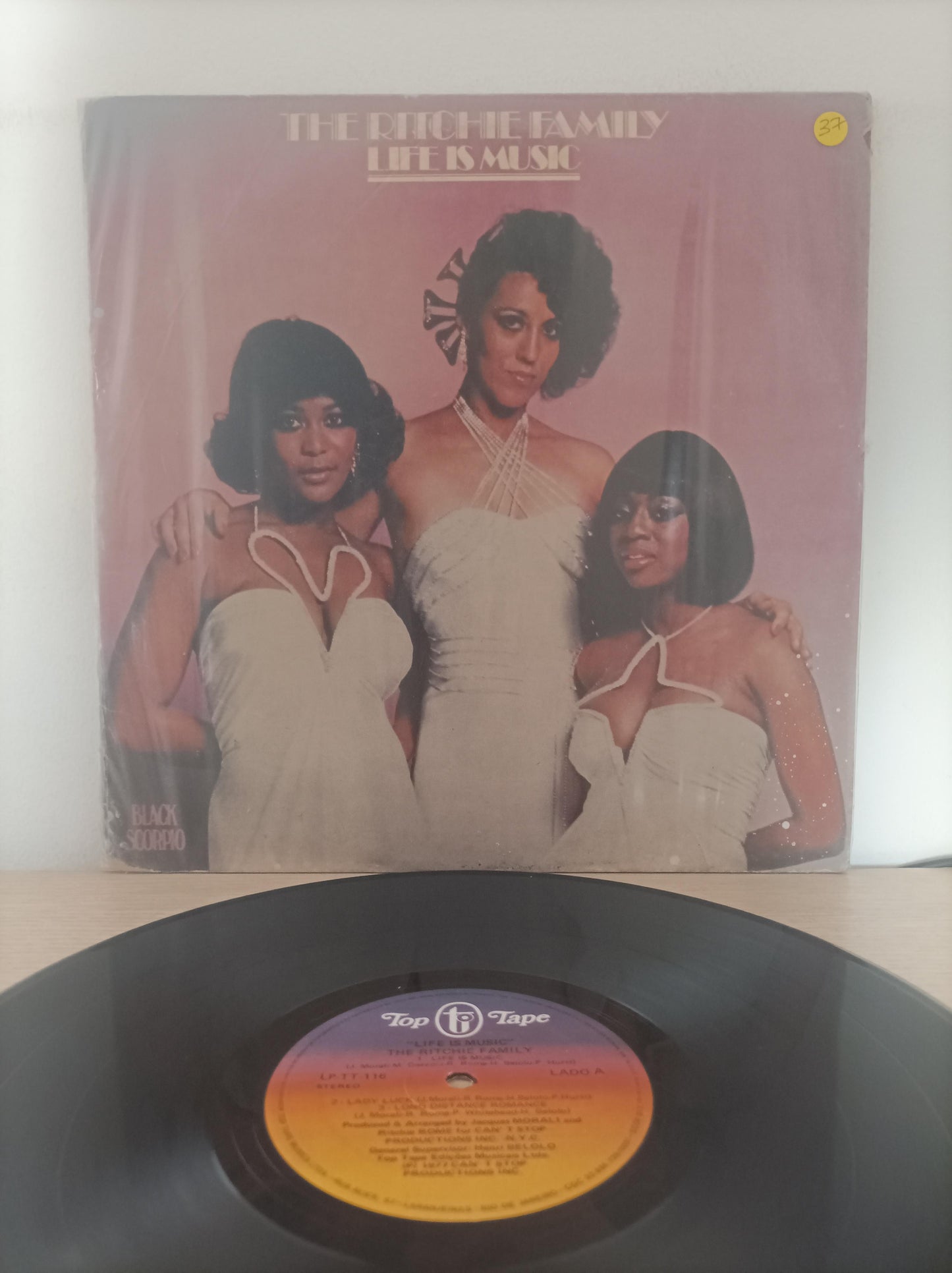 Lp Vinil The Ritchie Family Life Is Music Capa Dupla