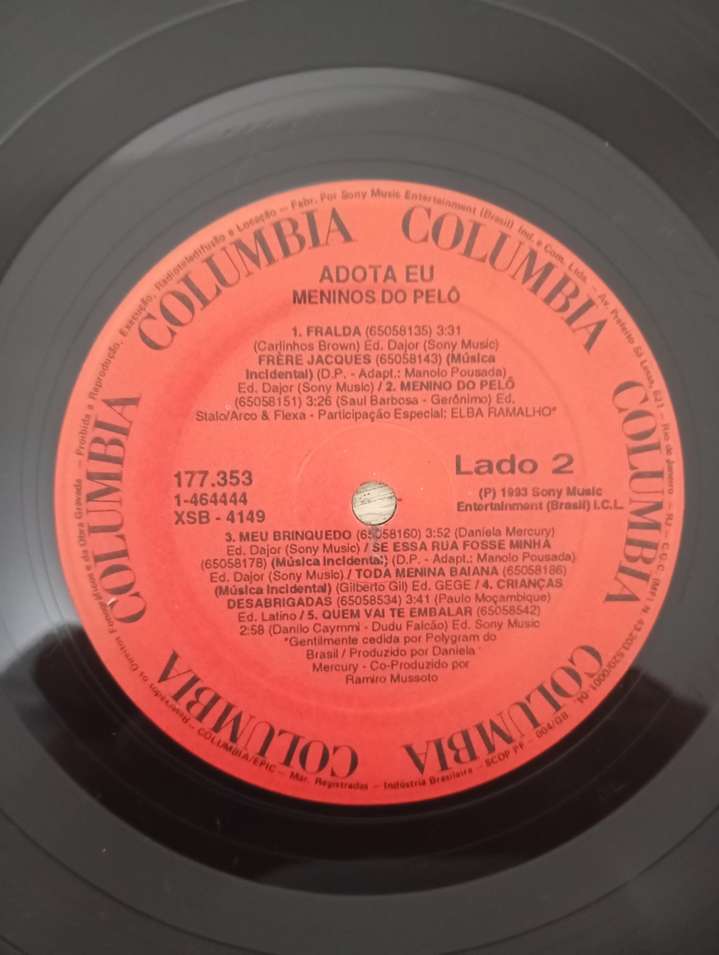 Lp Vinil Meninos Do Pelô Adota Eu Com Encarte