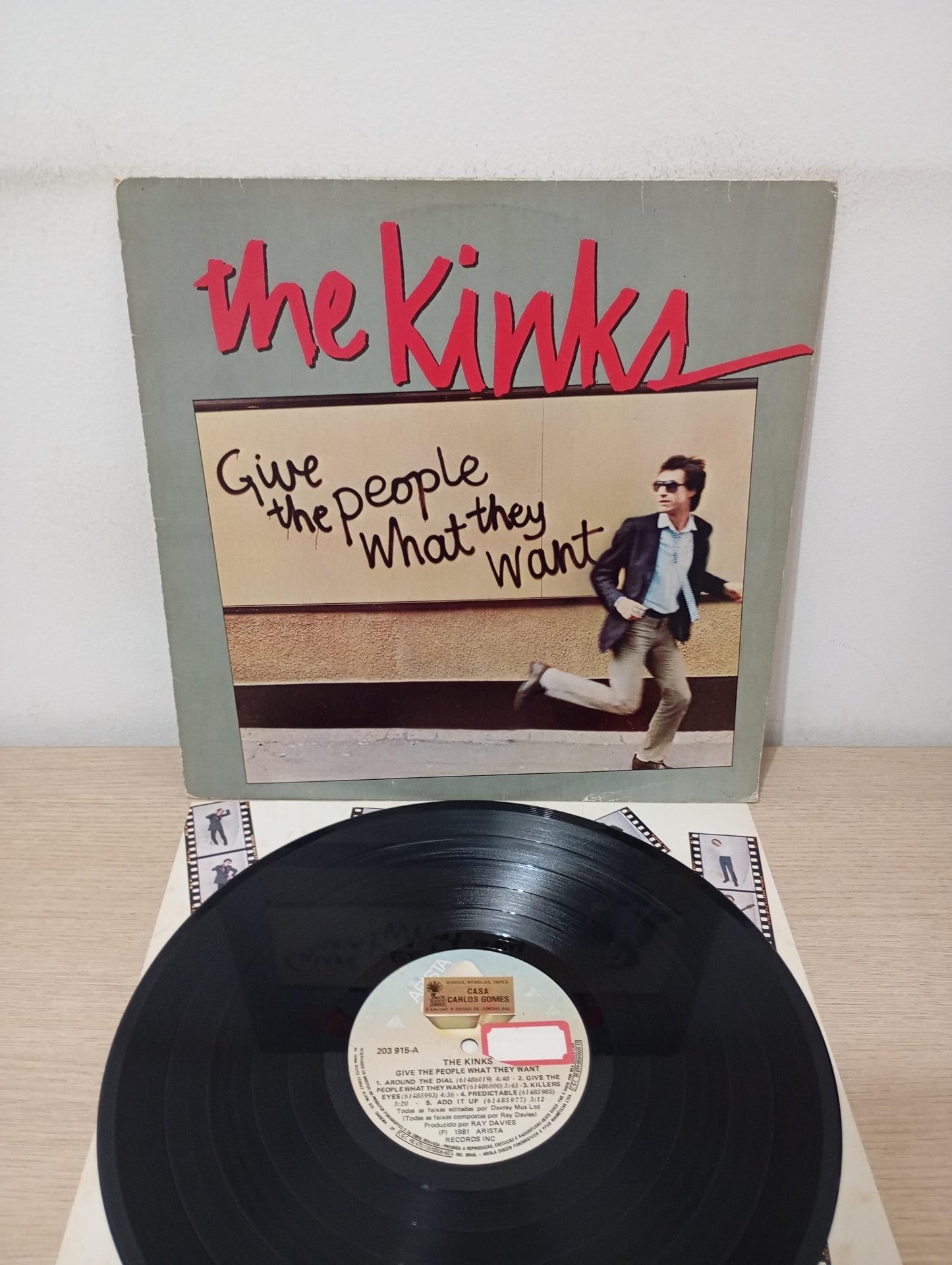 Lp Vinil The Kinks Give The People What They Want C Encarte