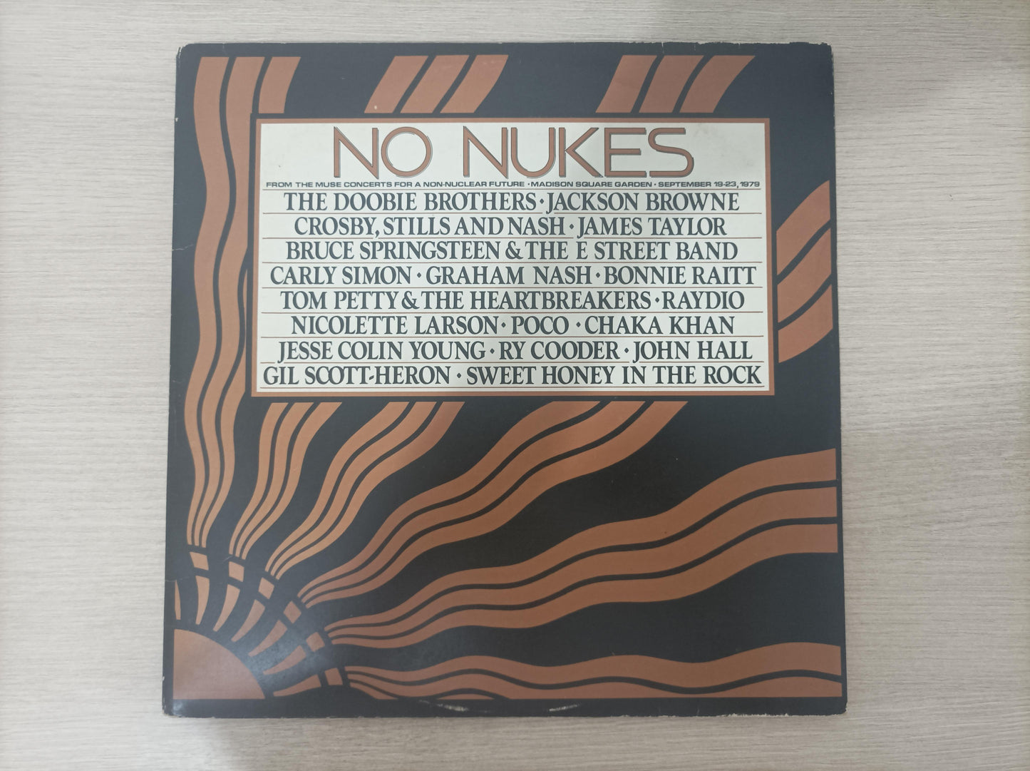 Lp Vinil No Nukes From the Muse Concerts Triplo Com Encartes