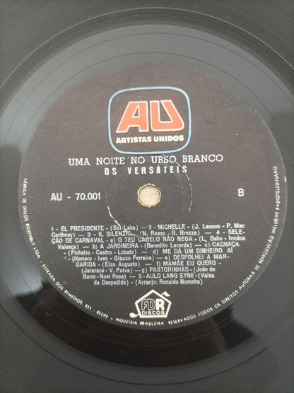 Lp Vinil Os Versáteis Uma Noite No Urso Branco