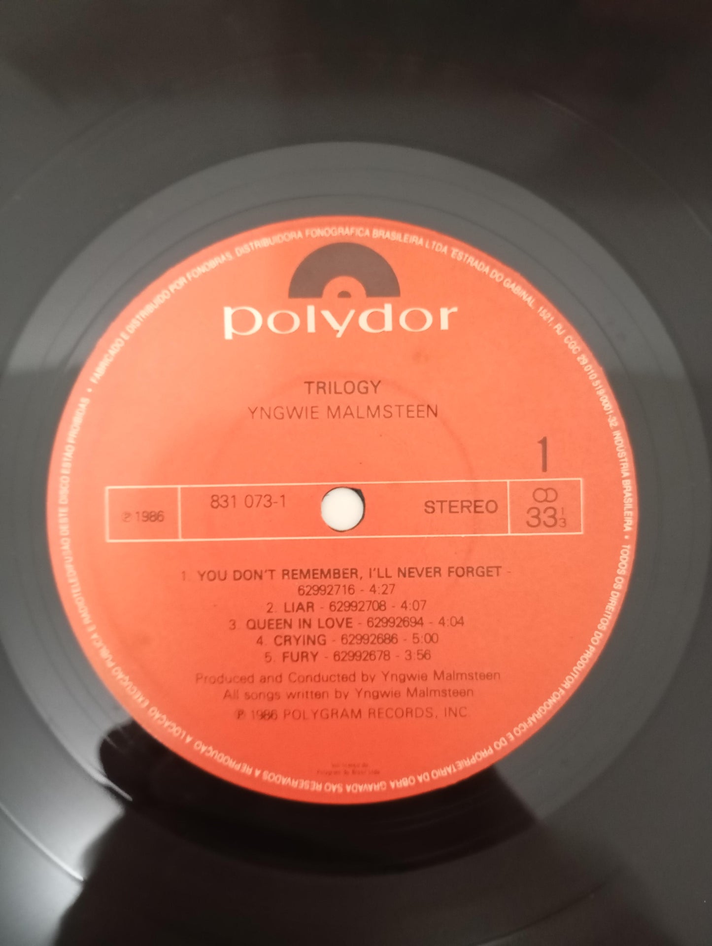 Lp Vinil Yngwie Malmsteen Trilogy Com Encarte