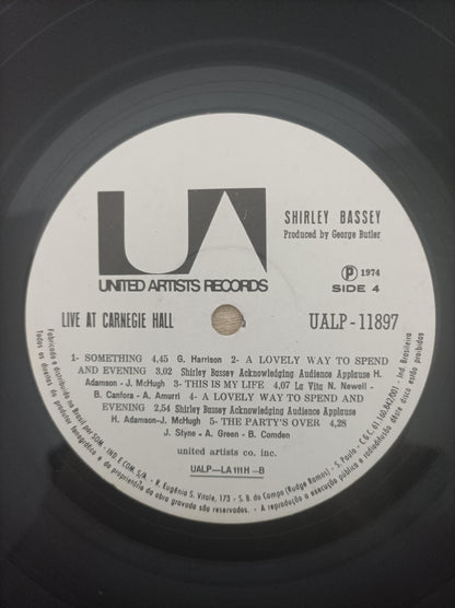 Lp Vinil Shirley Bassey Live At Carnegie Hall Duplo