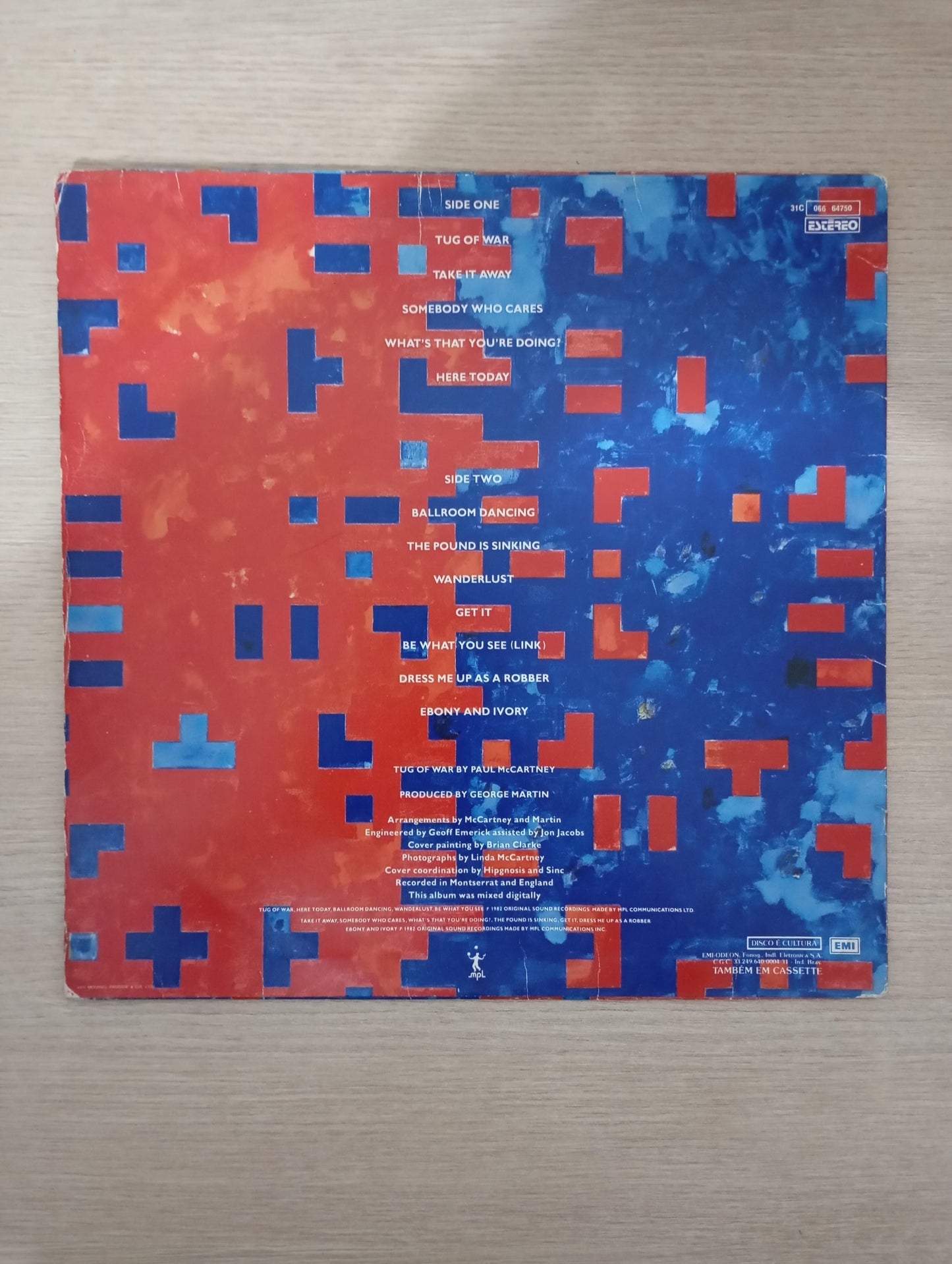 Lp Vinil Paul McCartney Tug Of War Com Encarte