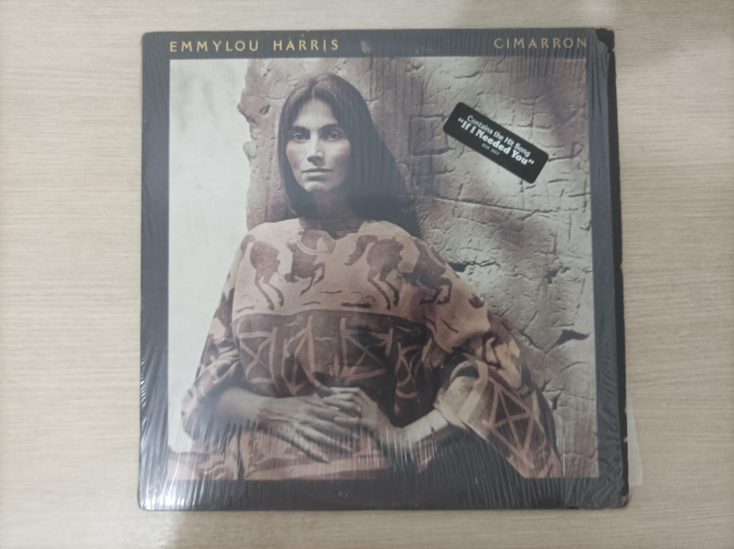 Lp Vinil Emmylou Harris Cimarron Com Encarte Importado