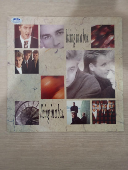 Lp Vinil Living In A Box 1987 Com Encarte