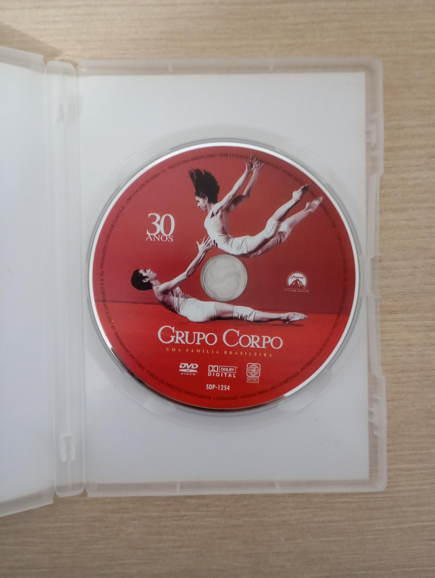 DVD Grupo Corpo Uma Família Brasileira 30 Anos