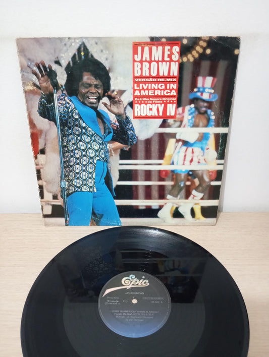 Lp Vinil James Brown Living In America (Versão Re-Mix)