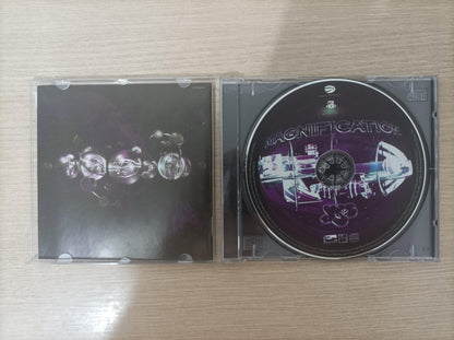 CD Yes Magnification