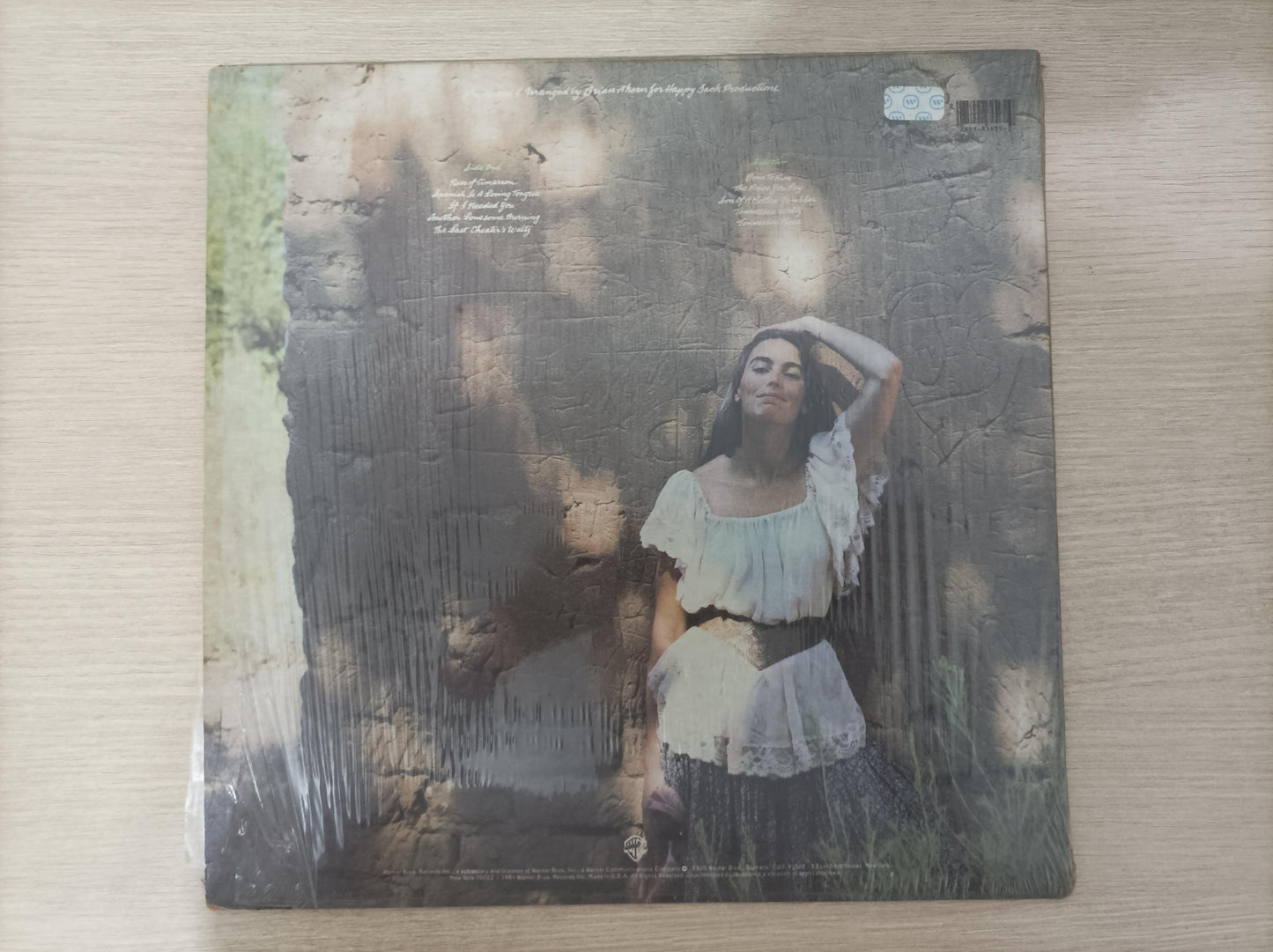 Lp Vinil Emmylou Harris Cimarron Com Encarte Importado