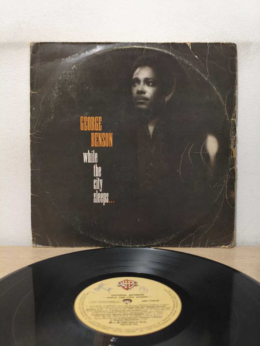 Lp Vinil George Benson While The City Sleeps..., Leia