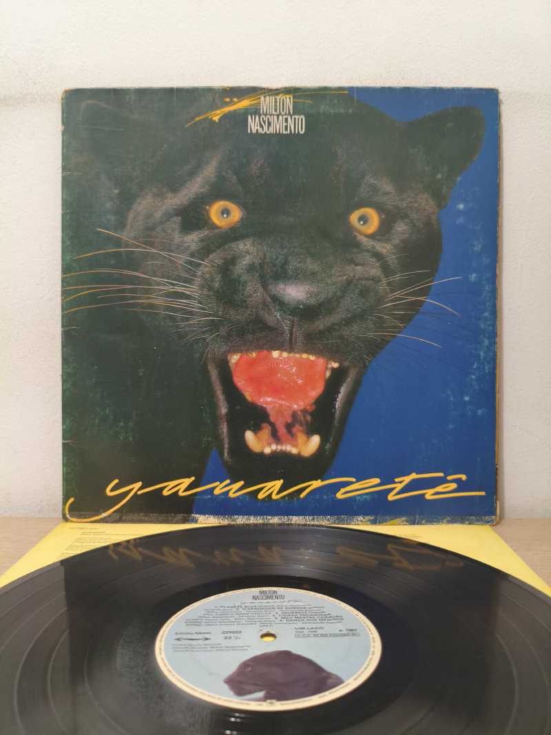 Lp Vinil Milton Nascimento Yauaretê Capa Dupla Com Encarte