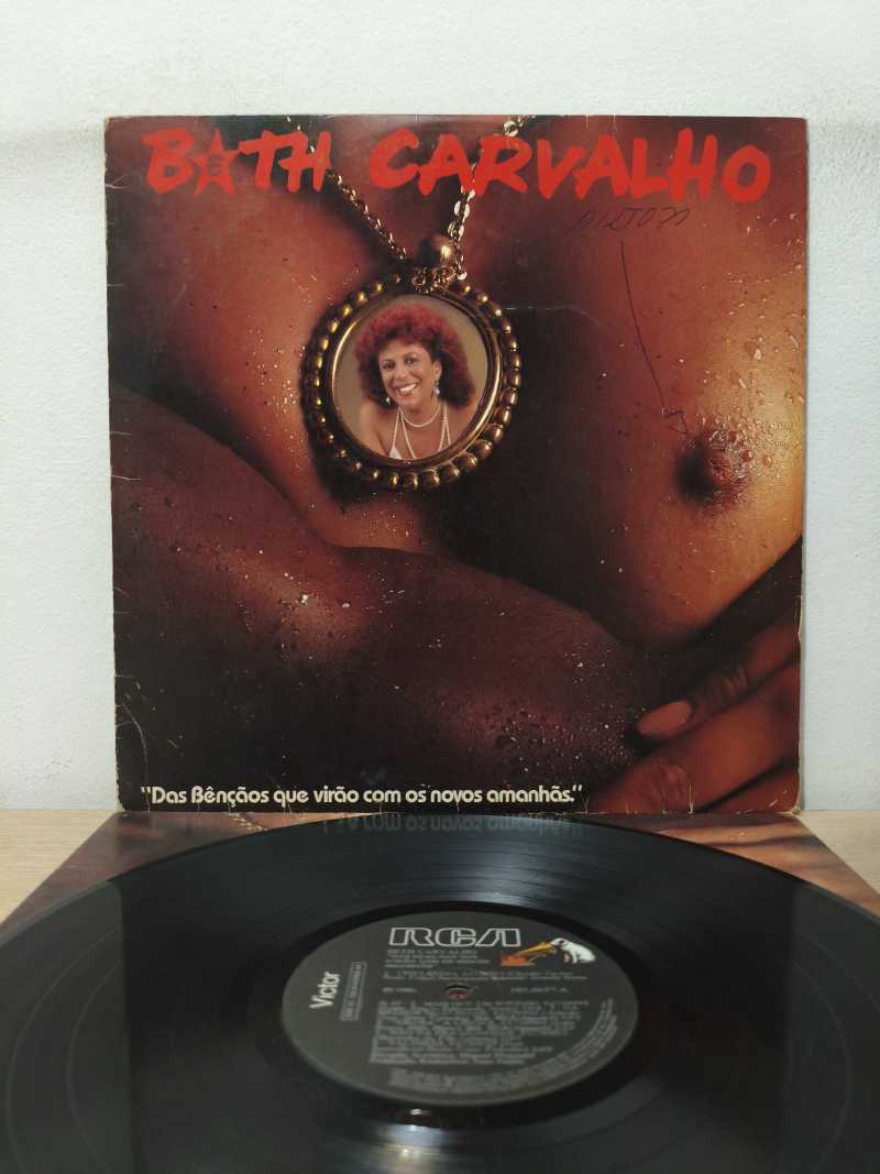Lp Vinil Beth Carvalho Bênçãos Virão Amanhãs C/ Encarte