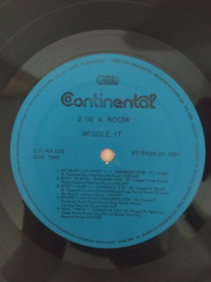Lp Vinil 2 In A Room Wiggle It