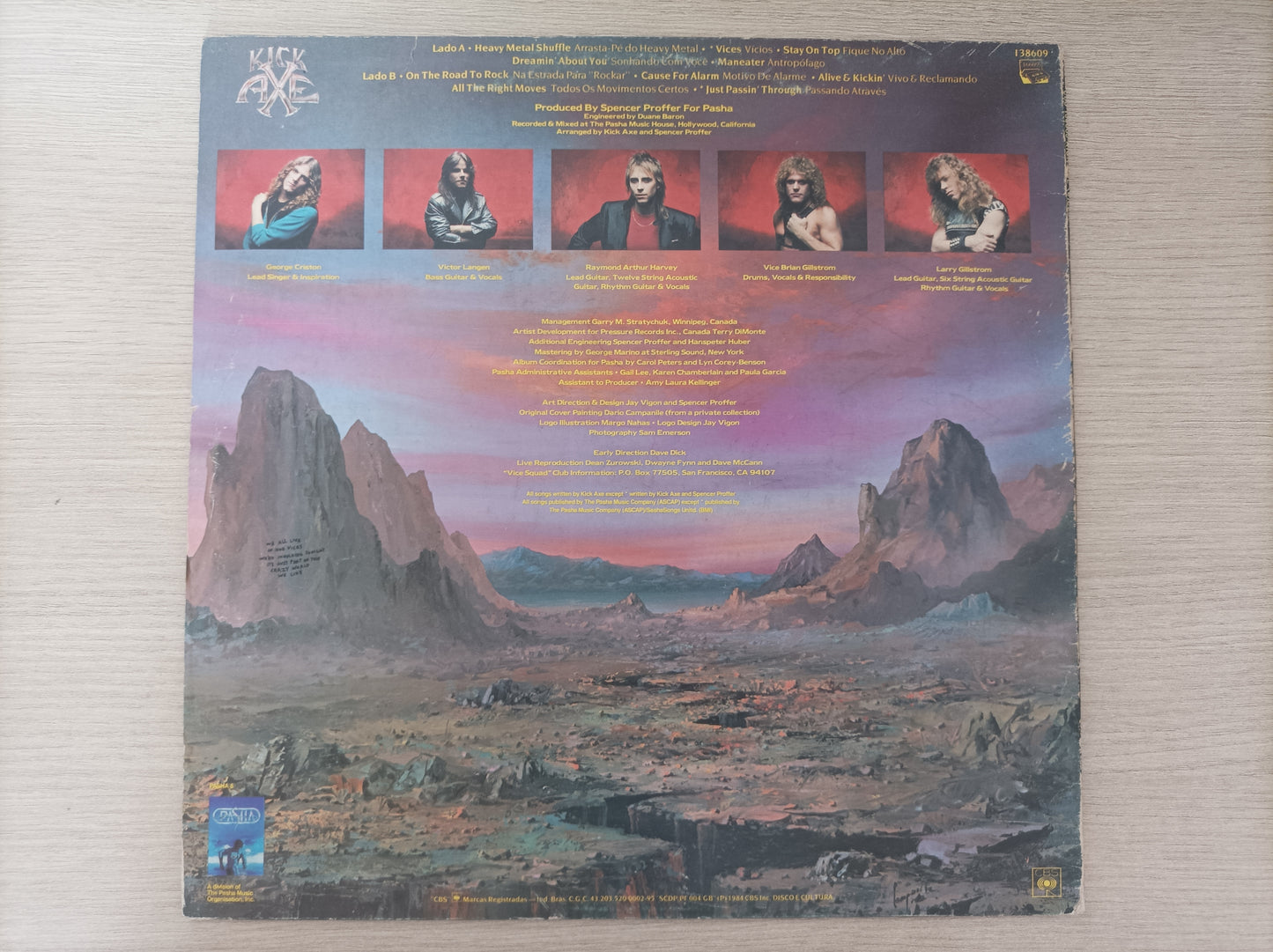 Lp Vinil Kick Axe Vices