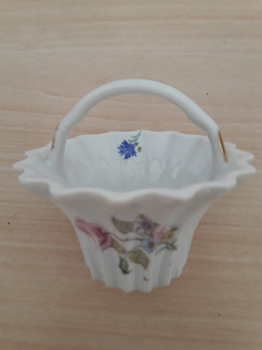 Enfeite Cestinha Miniatura Porcelana