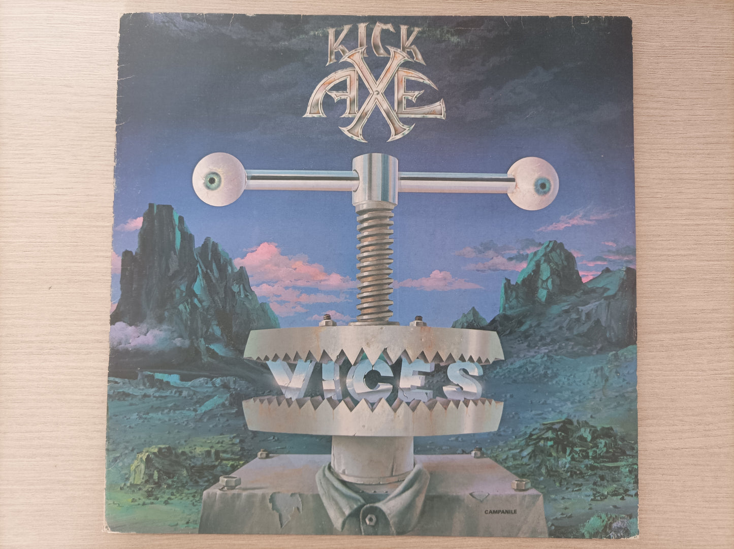 Lp Vinil Kick Axe Vices