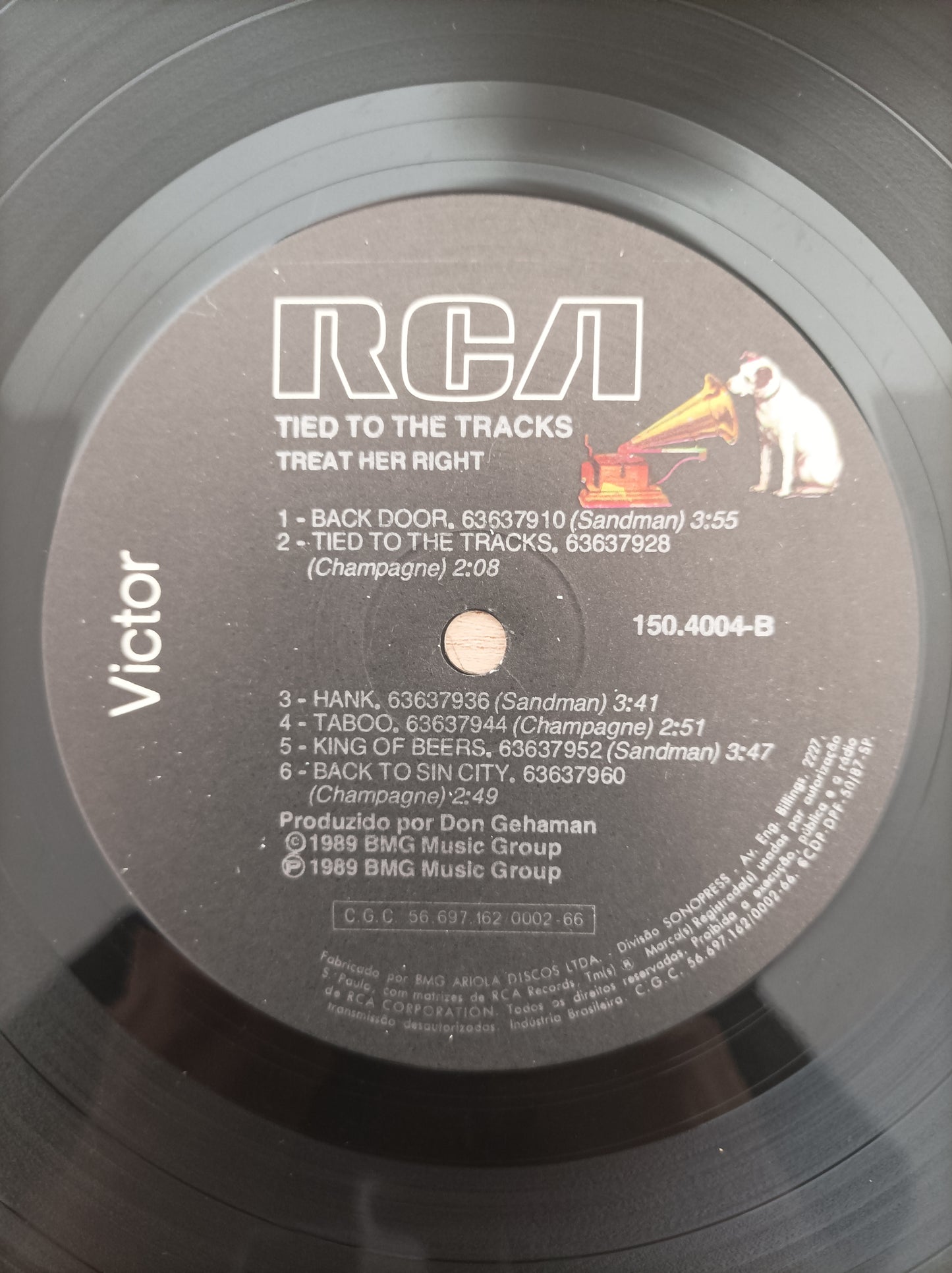 Lp Vinil Treat Her Right Tied to the Tracks