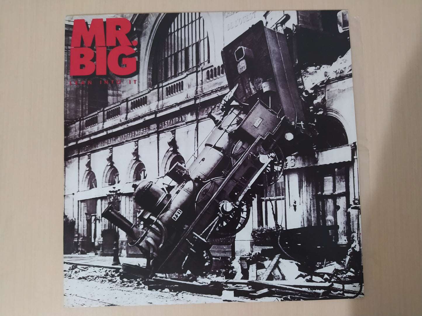 Lp Vinil Mr. Big Lean Into It , Leia