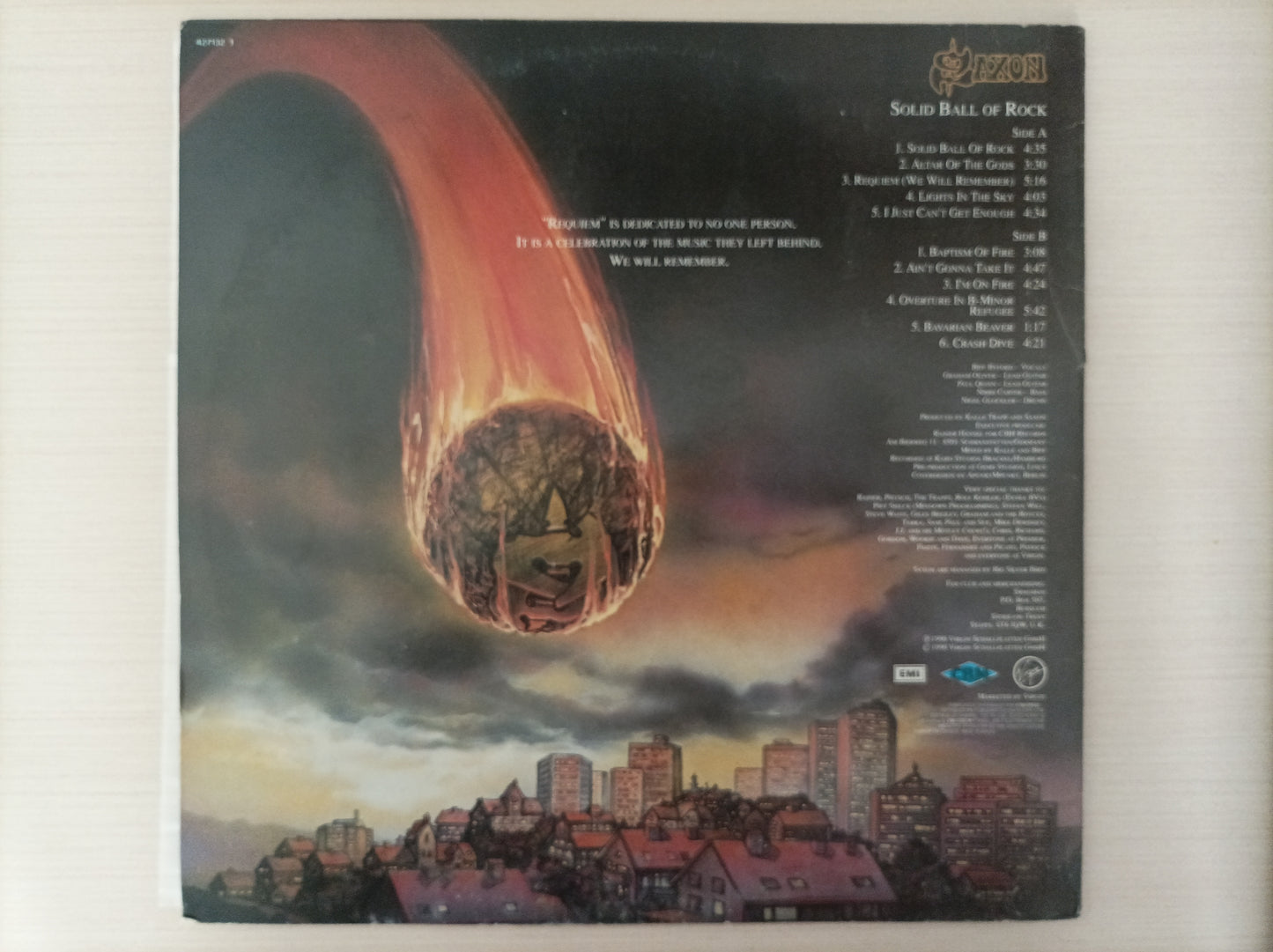 Lp Vinil Saxon Solid ball of rock