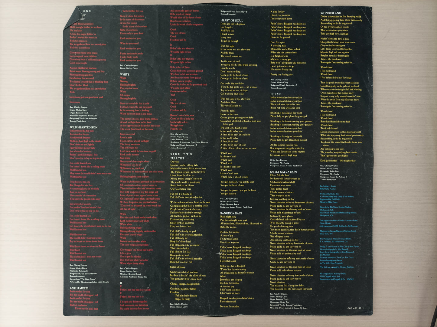 Lp Vinil The Cult Ceremony com encarte, Leia