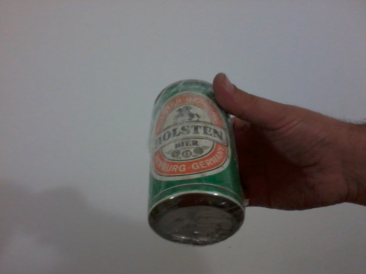 Lata De Ferro Cerveja Holsten Vazia